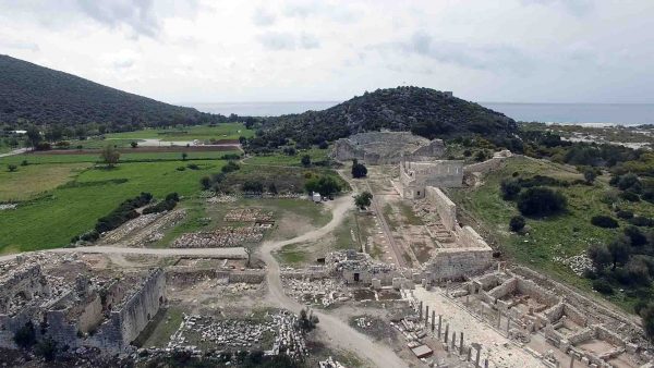 luftaufnahme der antiken stadt Patara Antalya 12